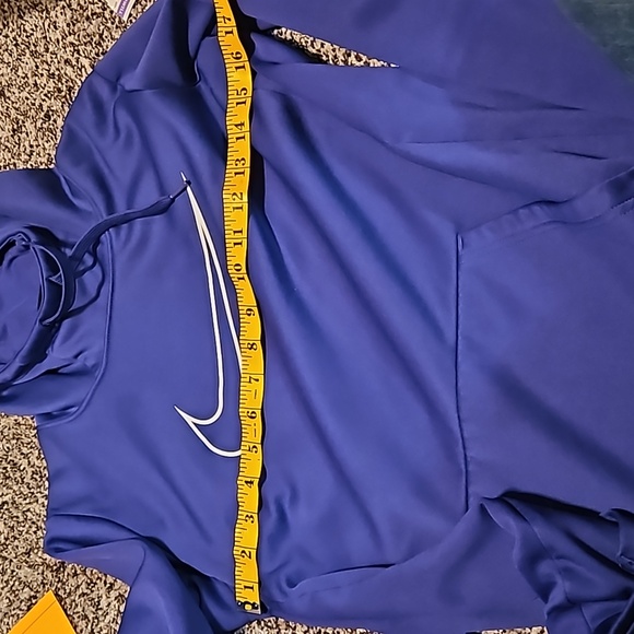 Nike pre loved hoodie. Women's size S. Color blue - Picture 6 of 8